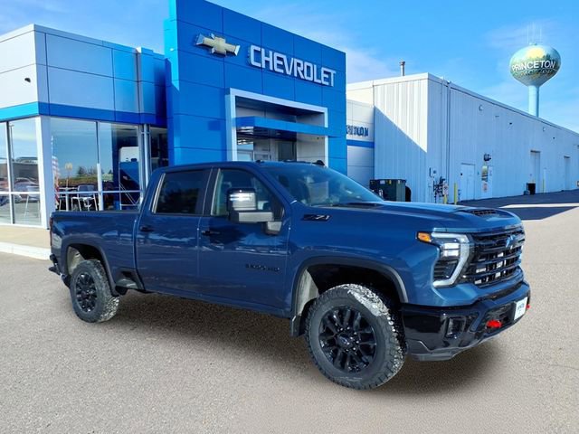 New 2026 Chevrolet Silverado 3500 LT w/ Trail Boss Package