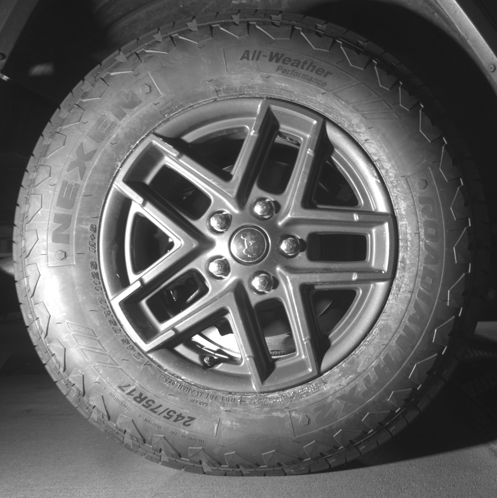 Used 2025 Jeep Wrangler Sport S image 15