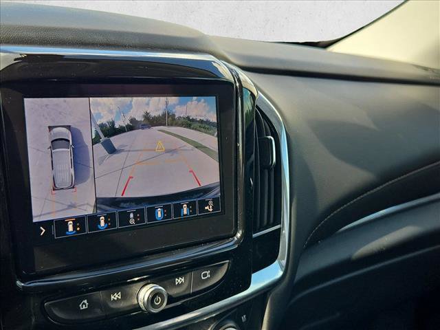Used 2020 Chevrolet Traverse Premier FWD image 10
