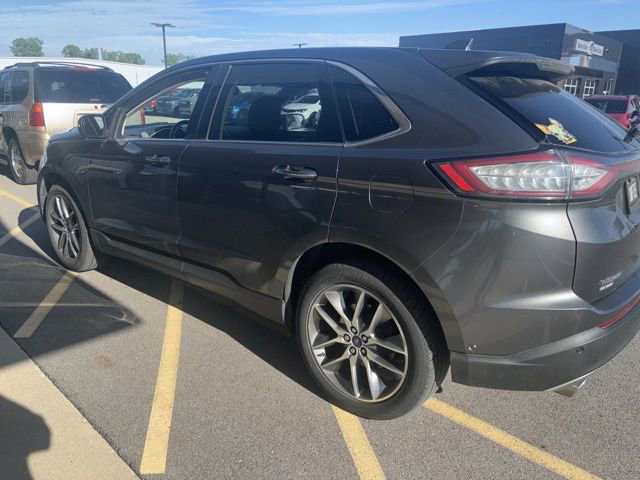 Used 2016 Ford Edge Titanium w/ Equipment Group 302A AWD/4WD image 7