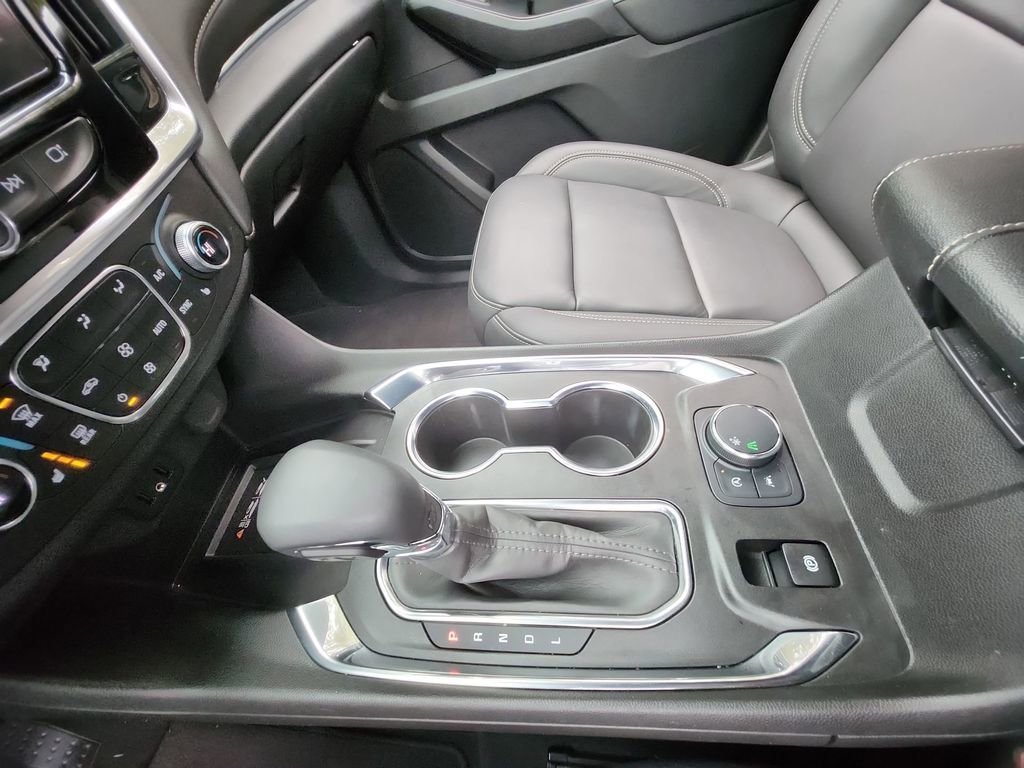 Used 2023 Chevrolet Traverse LT w/ Midnight/Sport Edition image 20
