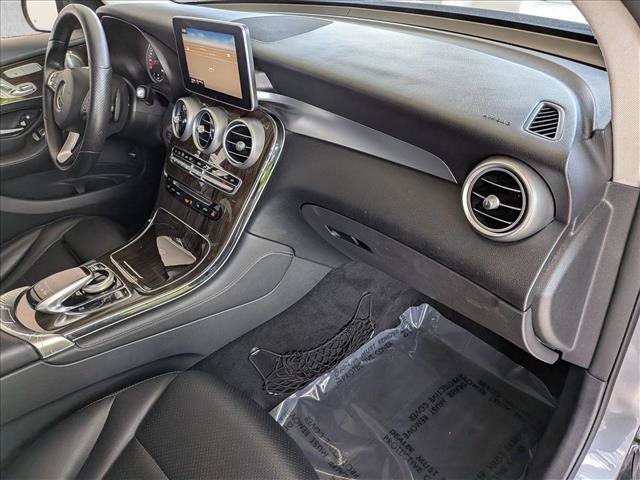 Used 2016 Mercedes-Benz GLC 300 image 22