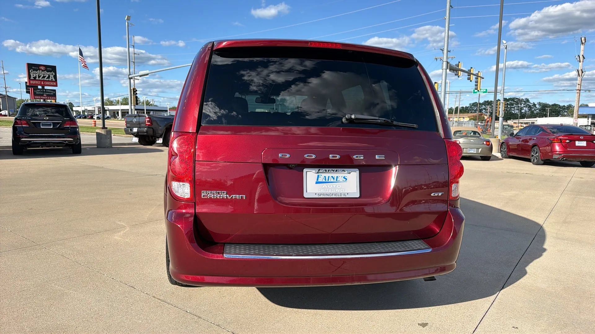 Used 2020 Dodge Grand Caravan GT FWD image 16
