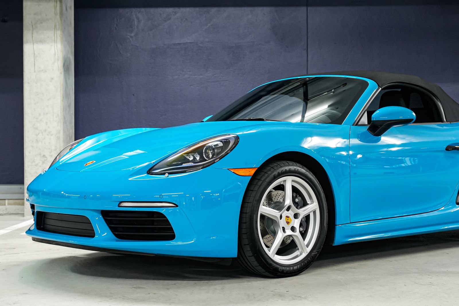 Used 2021 Porsche 718 Boxster RWD image 28