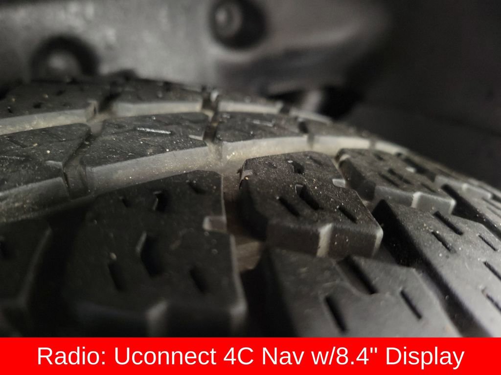 Used 2019 Jeep Wrangler Unlimited Sahara image 12