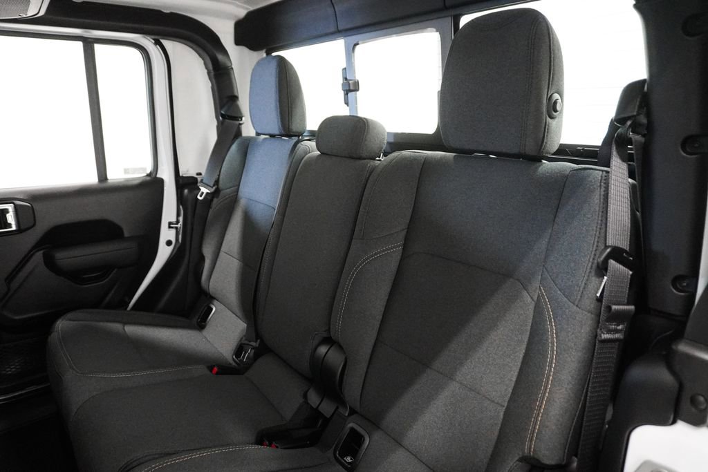 New 2026 Jeep Gladiator Sport image 14