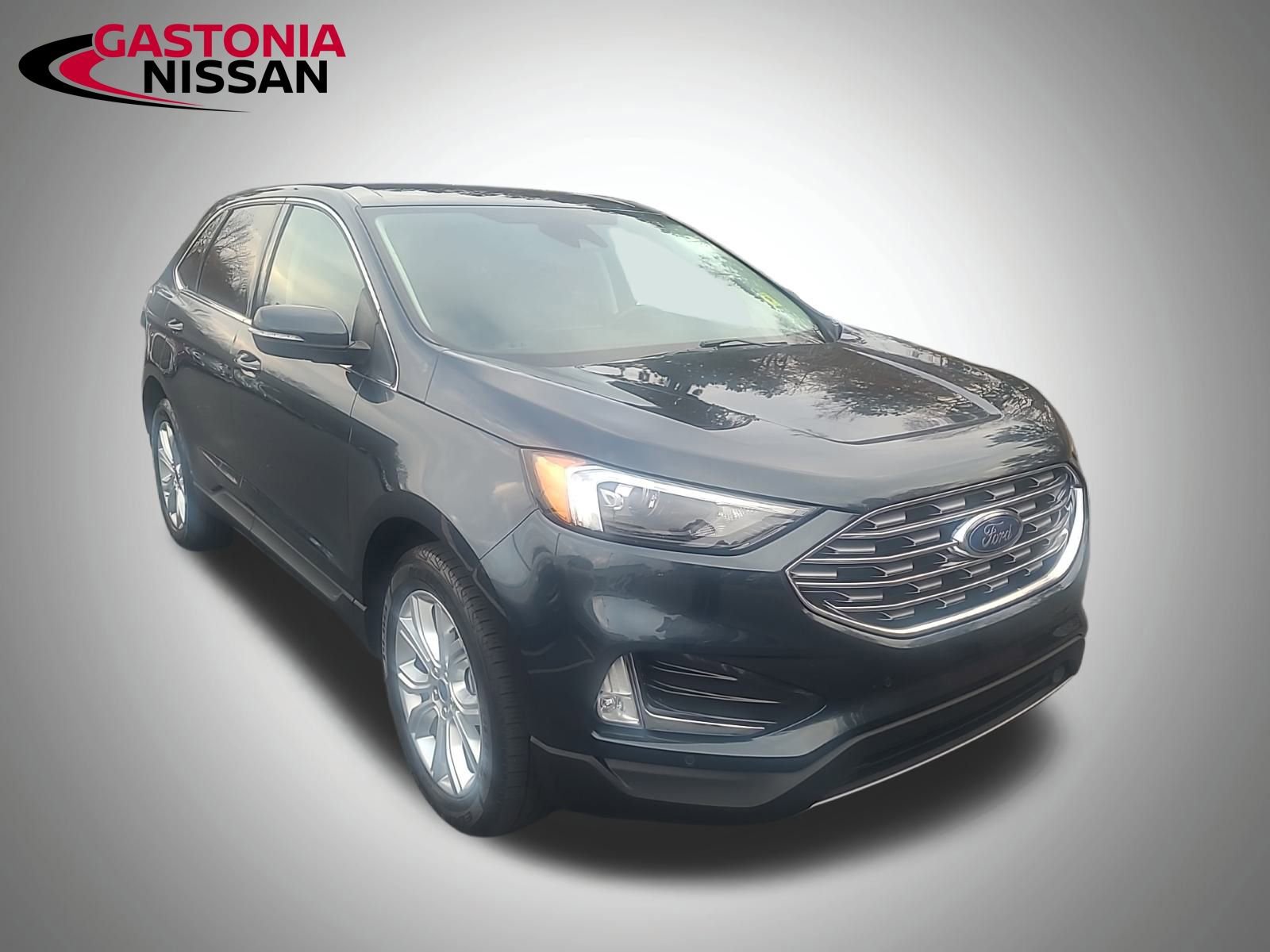 Used 2022 Ford Edge Titanium video 3