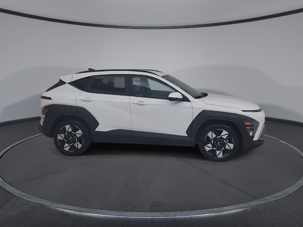 Used 2025 Hyundai Kona SEL FWD image 18