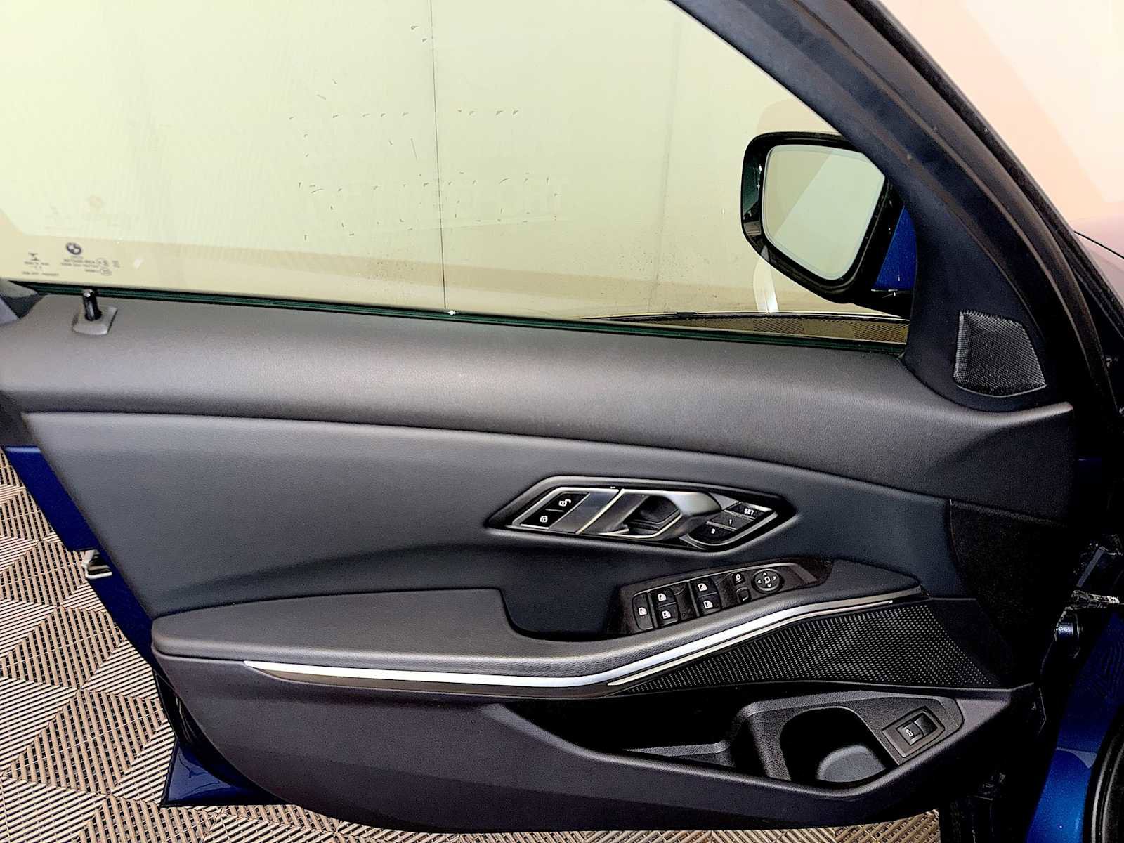 Certified 2023 BMW 330i xDrive Sedan w/ Convenience Package image 11