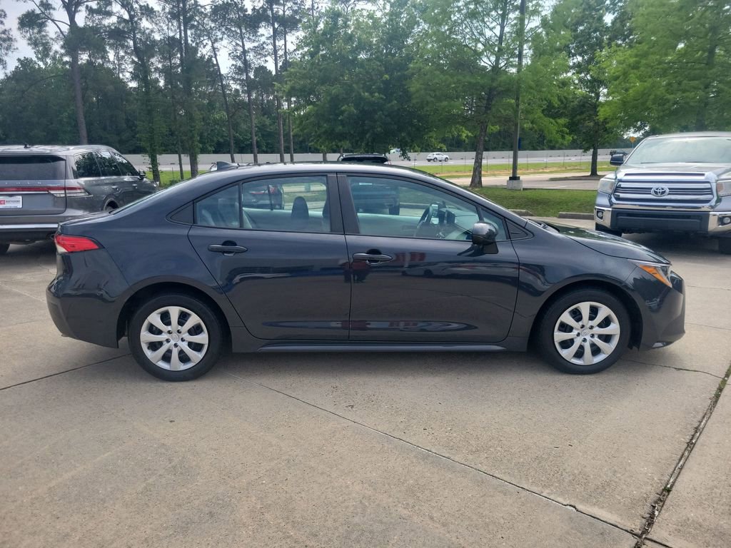 Used 2023 Toyota Corolla LE FWD image 8