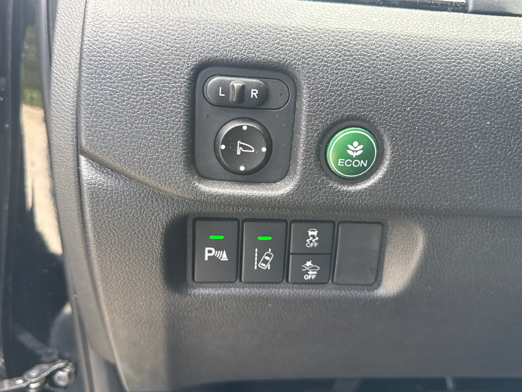Used 2017 Honda Pilot Elite image 29
