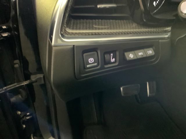 Used 2020 Cadillac XT5 Sportv AWD/4WD image 17