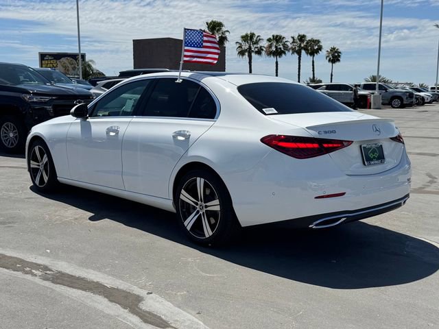 Used 2025 Mercedes-Benz C 300 4MATIC Sedan image 2