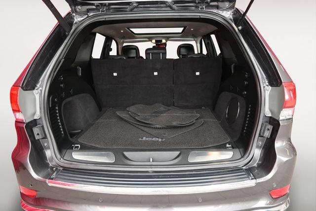 Used 2018 Jeep Grand Cherokee Summit image 8