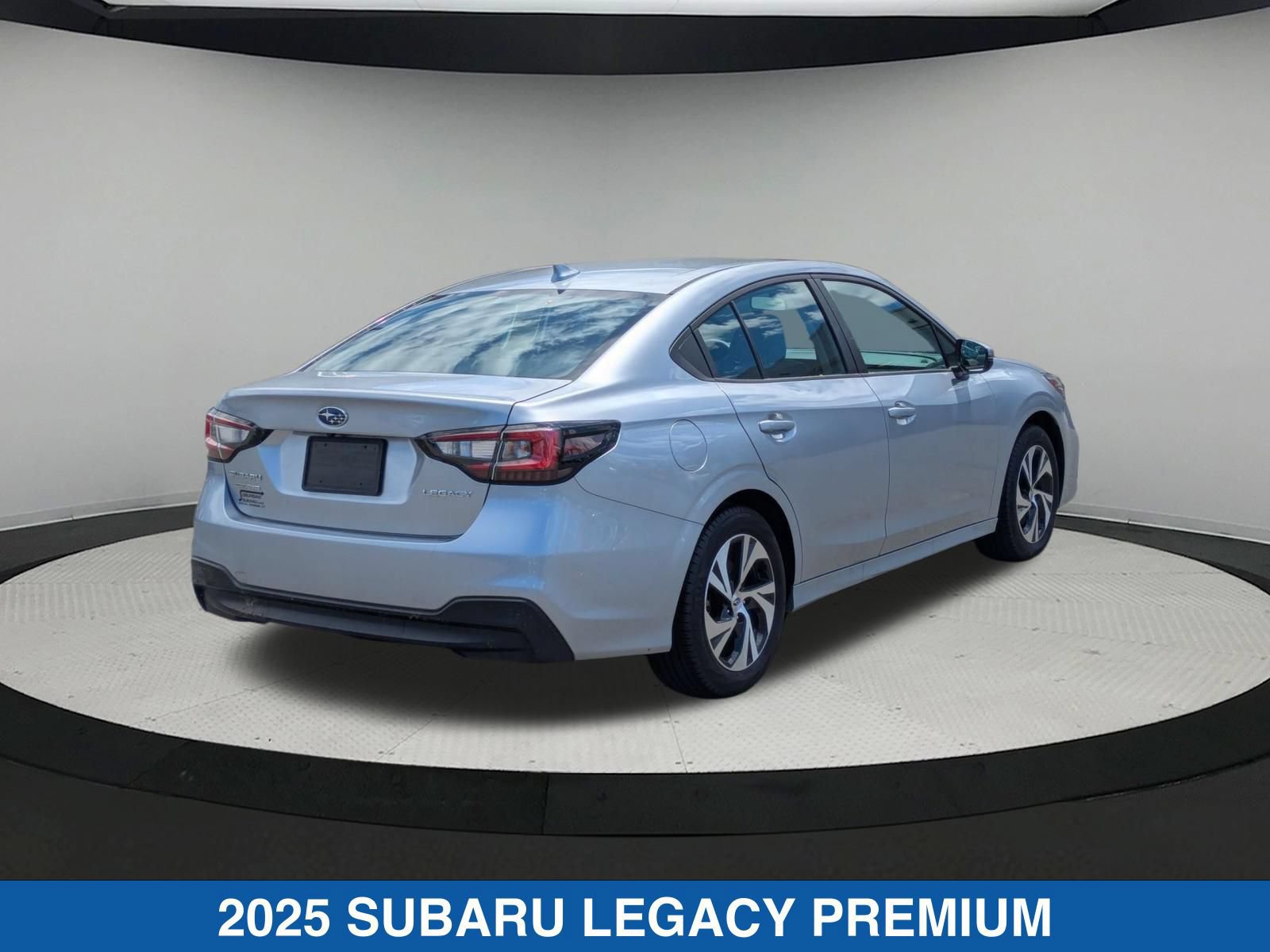 Certified 2025 Subaru Legacy Premium AWD/4WD image 4