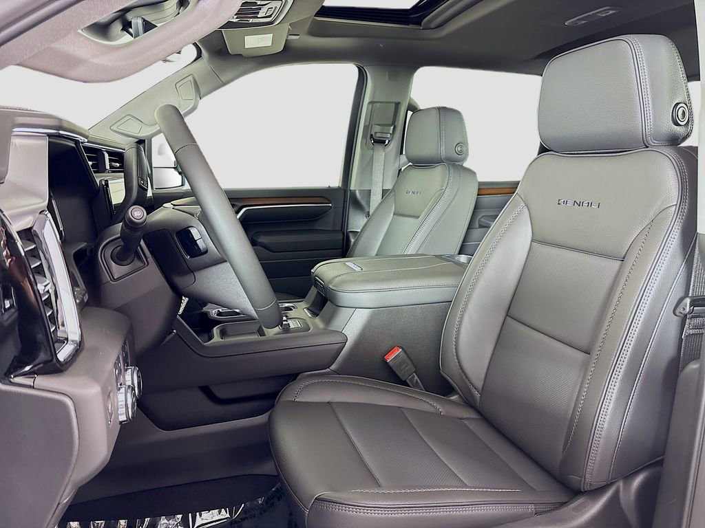 New 2025 GMC Sierra 3500 Denali w/ Denali Reserve Package image 21
