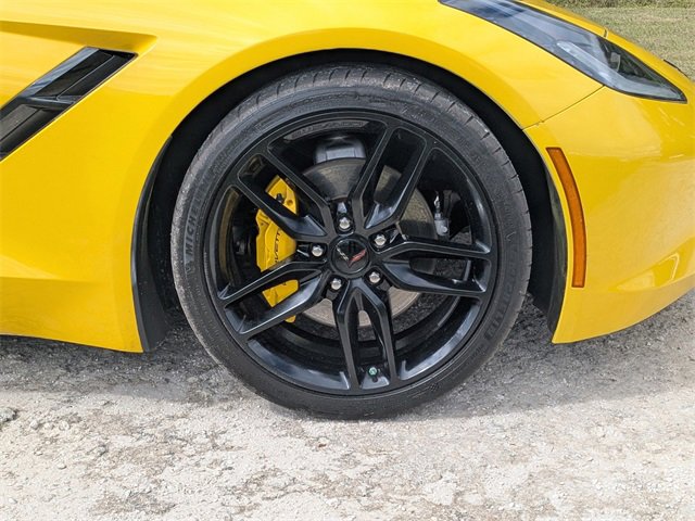 Used 2019 Chevrolet Corvette Stingray Coupe w/ Carbon Flash Badge Package image 12