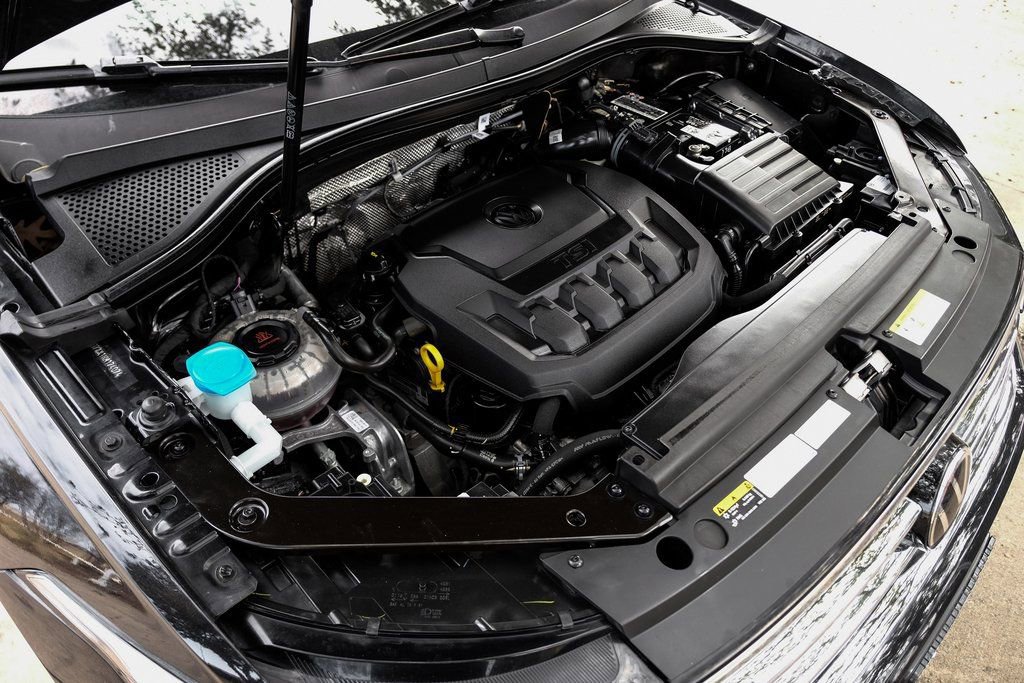 Used 2022 Volkswagen Tiguan SE image 65