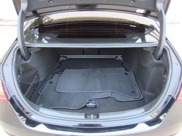Used 2024 Mercedes-Benz C 300 Sedan image 25