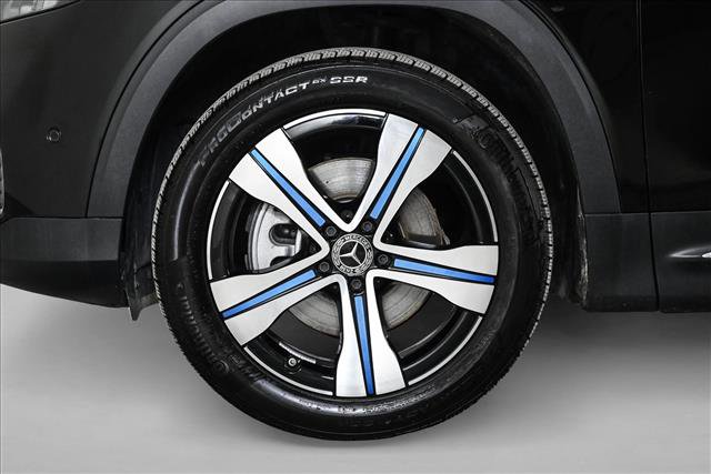 Certified 2023 Mercedes-Benz EQB 350 4MATIC SUV w/ Exclusive Package image 26