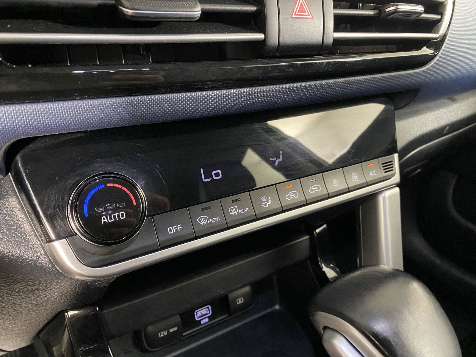 Used 2022 Kia Seltos S FWD image 12