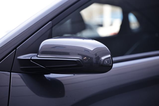 Used 2023 Hyundai Kona Limited image 10