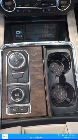 Used 2018 Ford Expedition Max Platinum image 29