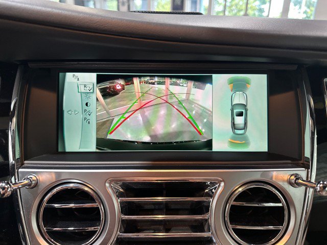 Used 2015 Rolls-Royce Wraith RWD image 68