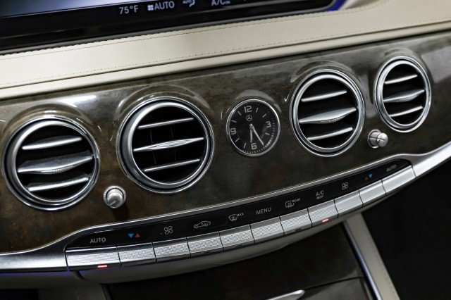 Used 2017 Mercedes-Benz S 550 4MATIC Sedan image 28