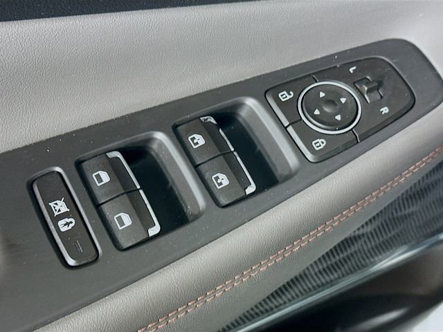 Used 2019 Hyundai Santa Fe Limited image 18