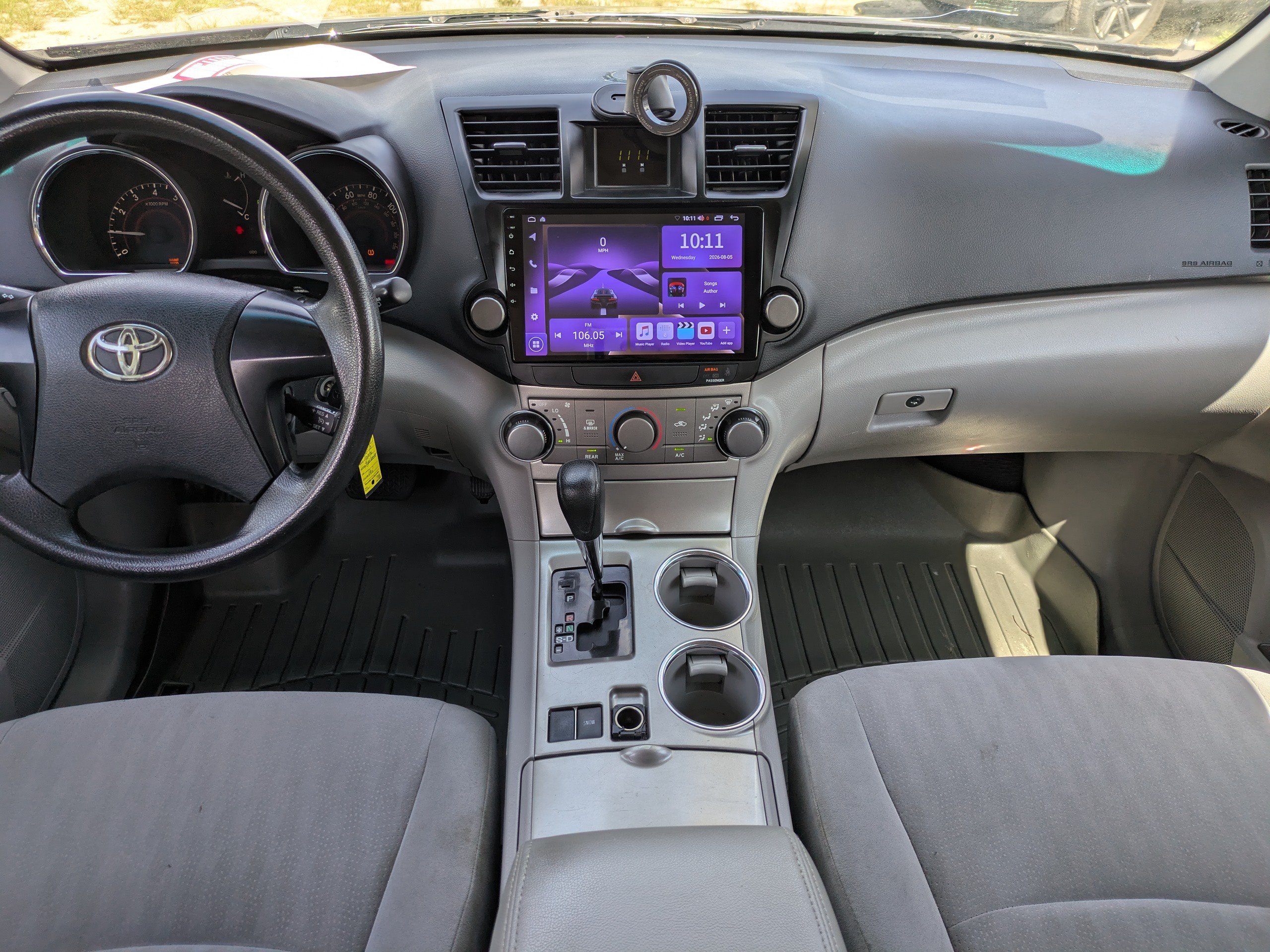 Used 2012 Toyota Highlander FWD w/ Cold Weather Pkg image 14