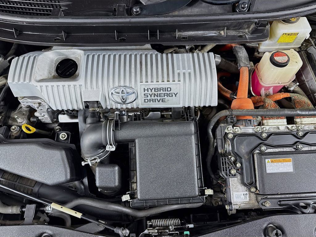 Used 2014 Toyota Prius V Two image 37