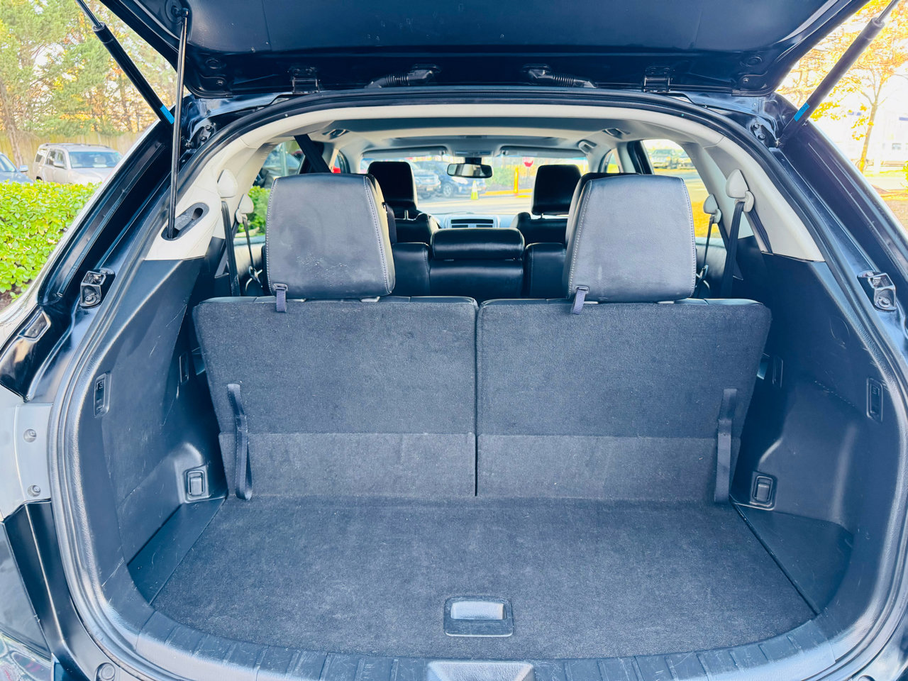 Used 2012 MAZDA CX-9 Grand Touring w/ Moonroof & Bose Audio Pkg image 16