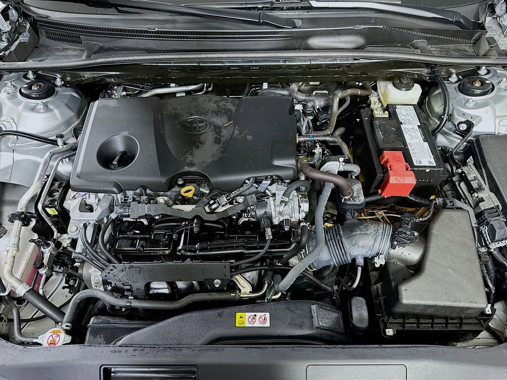 Used 2024 Toyota Camry LE FWD image 9