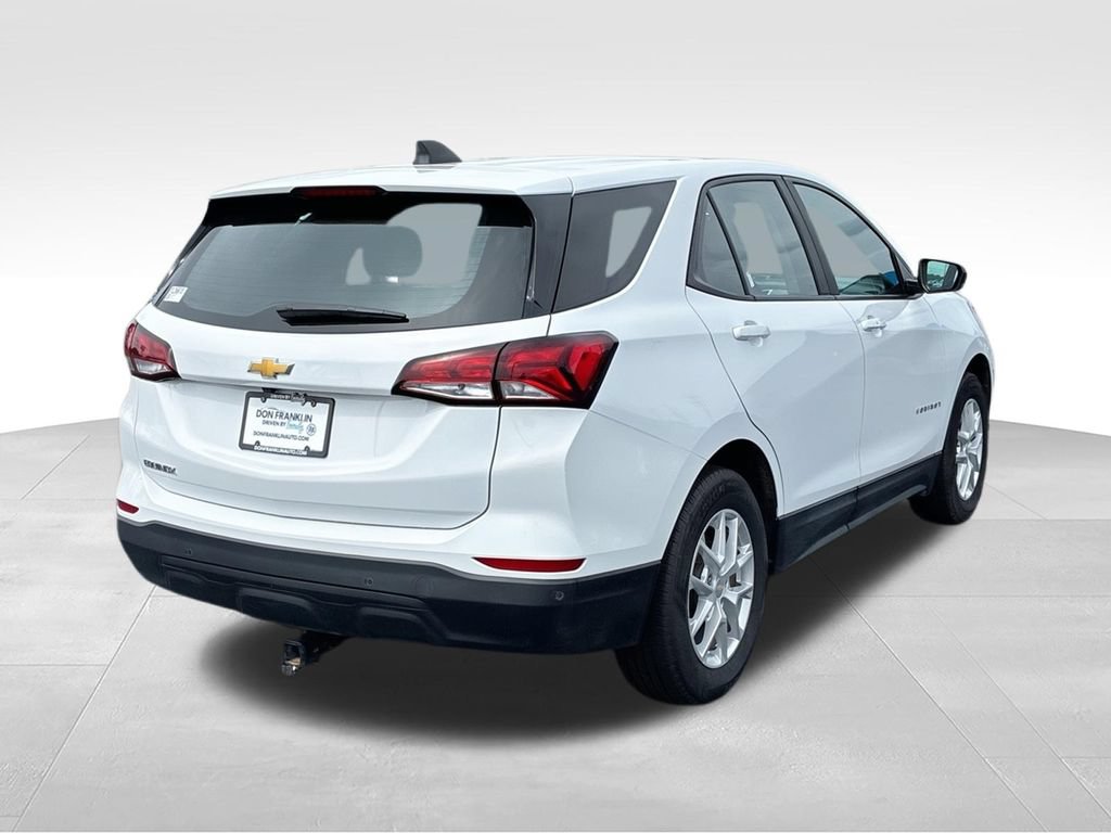 Used 2023 Chevrolet Equinox LS FWD image 8