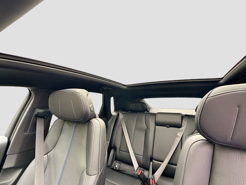 New 2025 Cadillac Lyriq Sport image 22