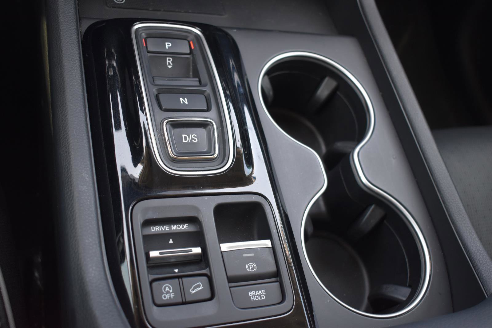 Used 2025 Honda Pilot Elite image 9