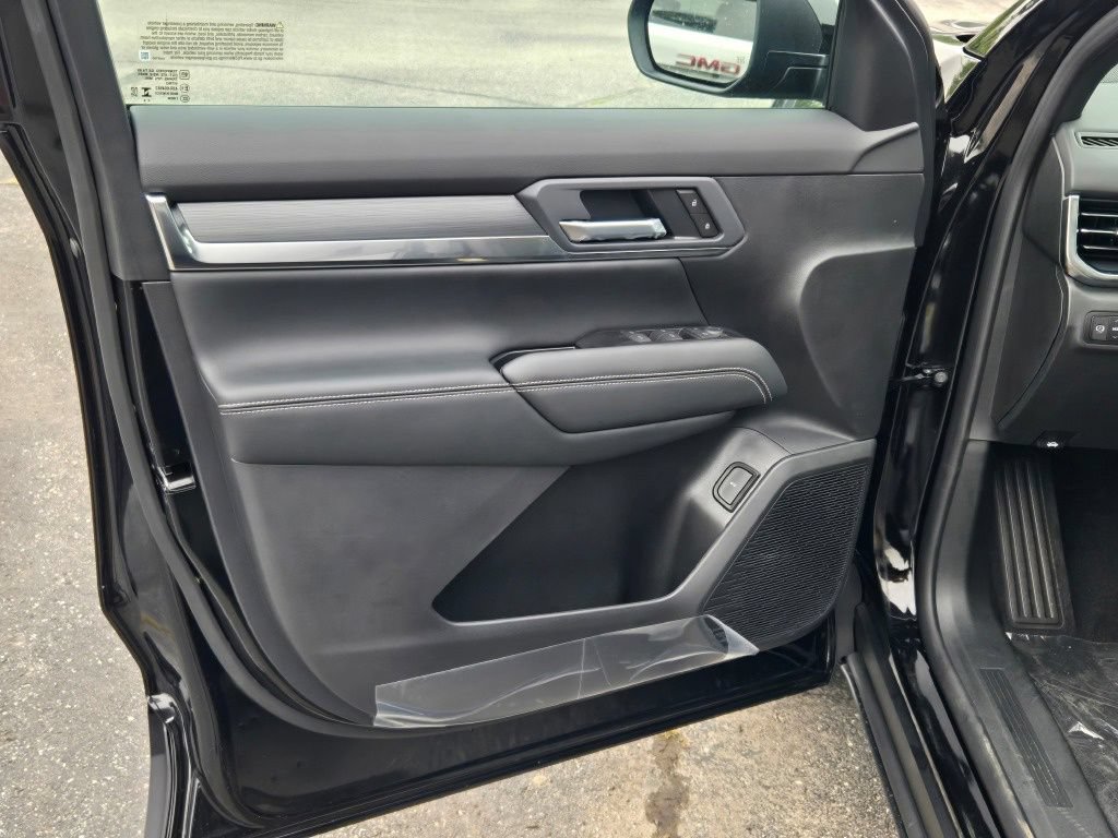 New 2027 GMC Terrain Elevation w/ Elevation Premium Package AWD/4WD image 29