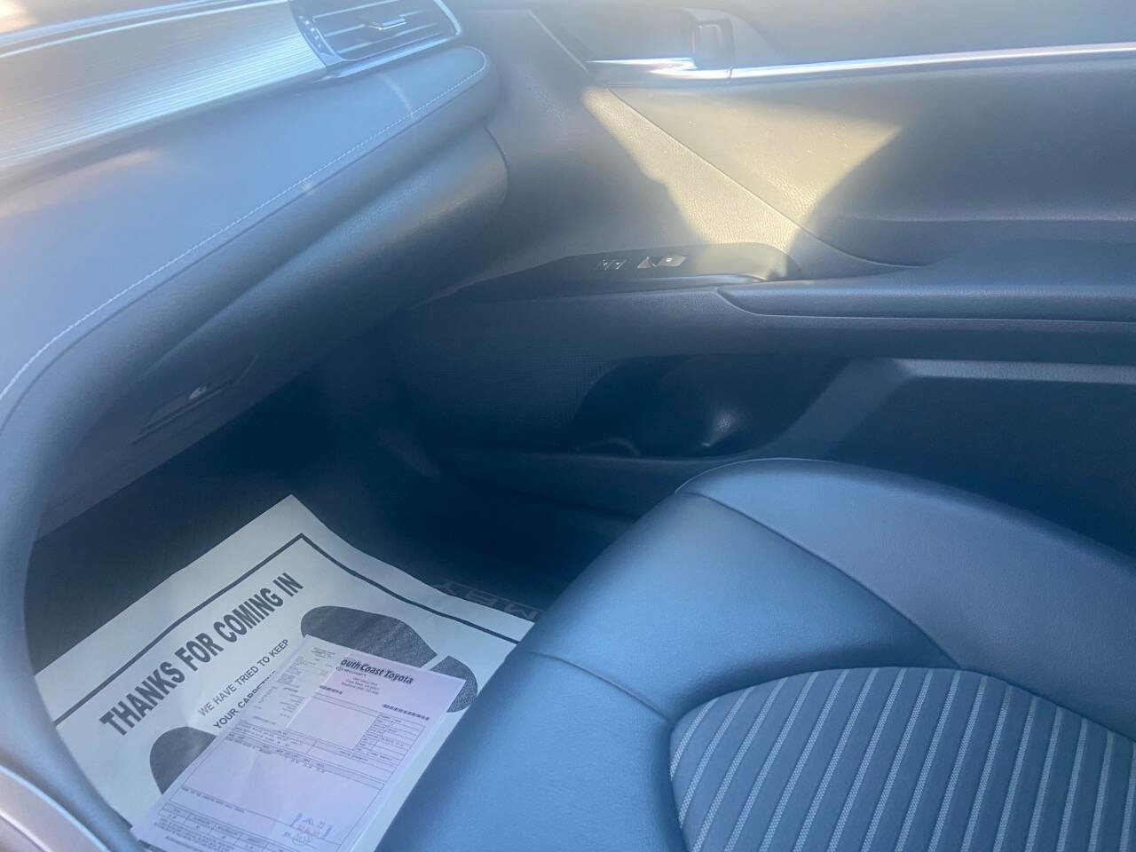 Used 2020 Toyota Camry SE image 30