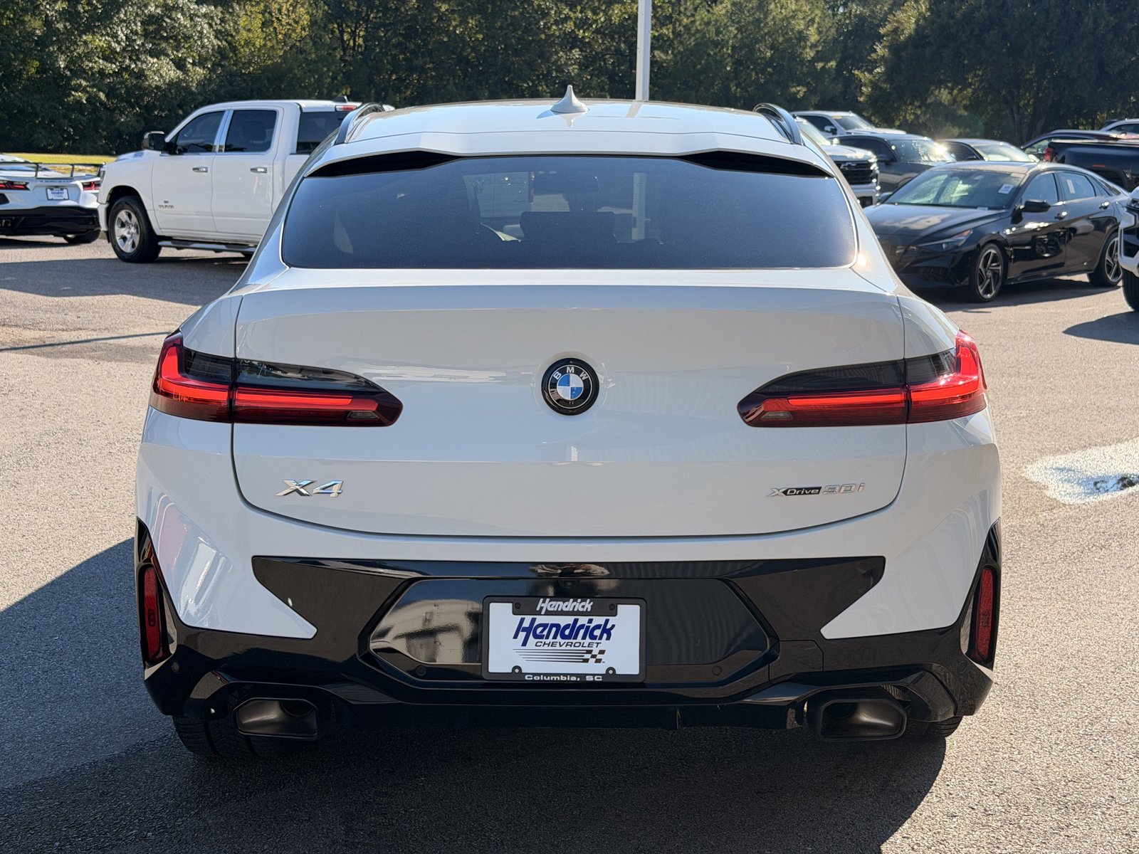Used 2024 BMW X4 xDrive30i AWD/4WD image 11