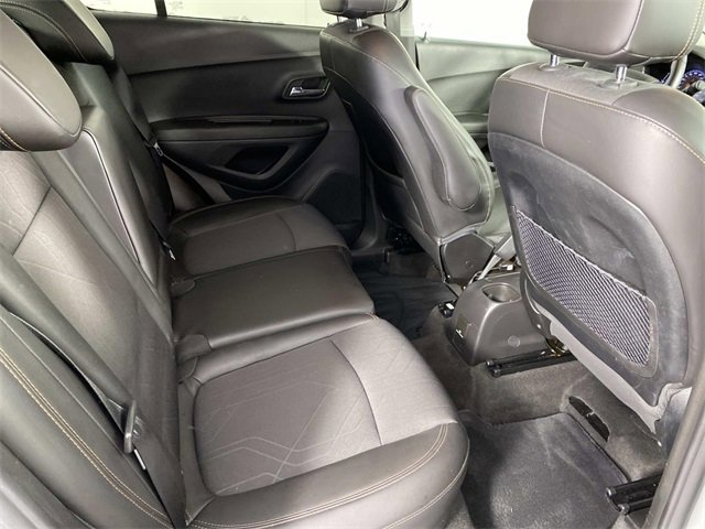 Used 2019 Chevrolet Trax LT w/ Redline Edition image 12
