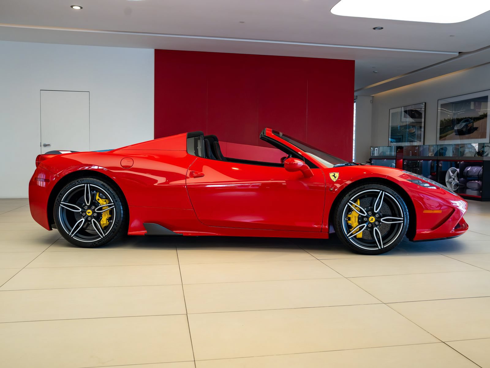 Certified 2015 Ferrari 458 Speciale A RWD image 7