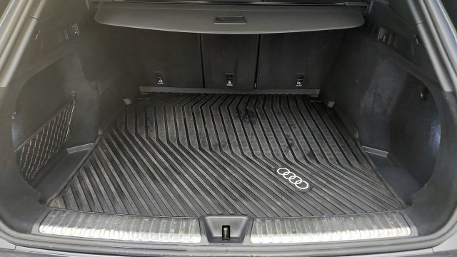 Used 2026 Audi SQ5 Premium Plus AWD/4WD image 31