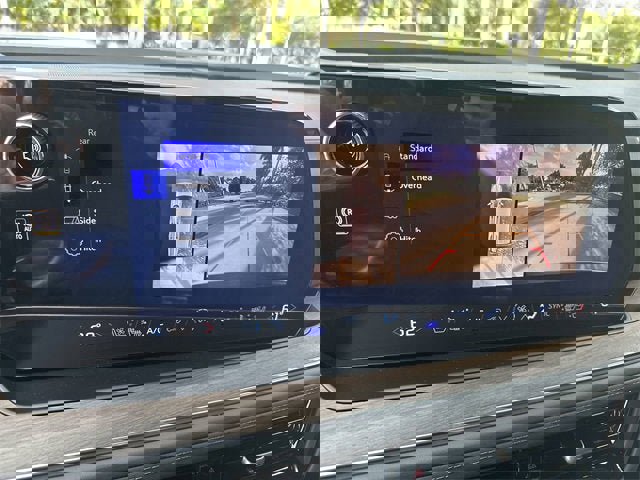 New 2026 Chevrolet Suburban High Country image 24