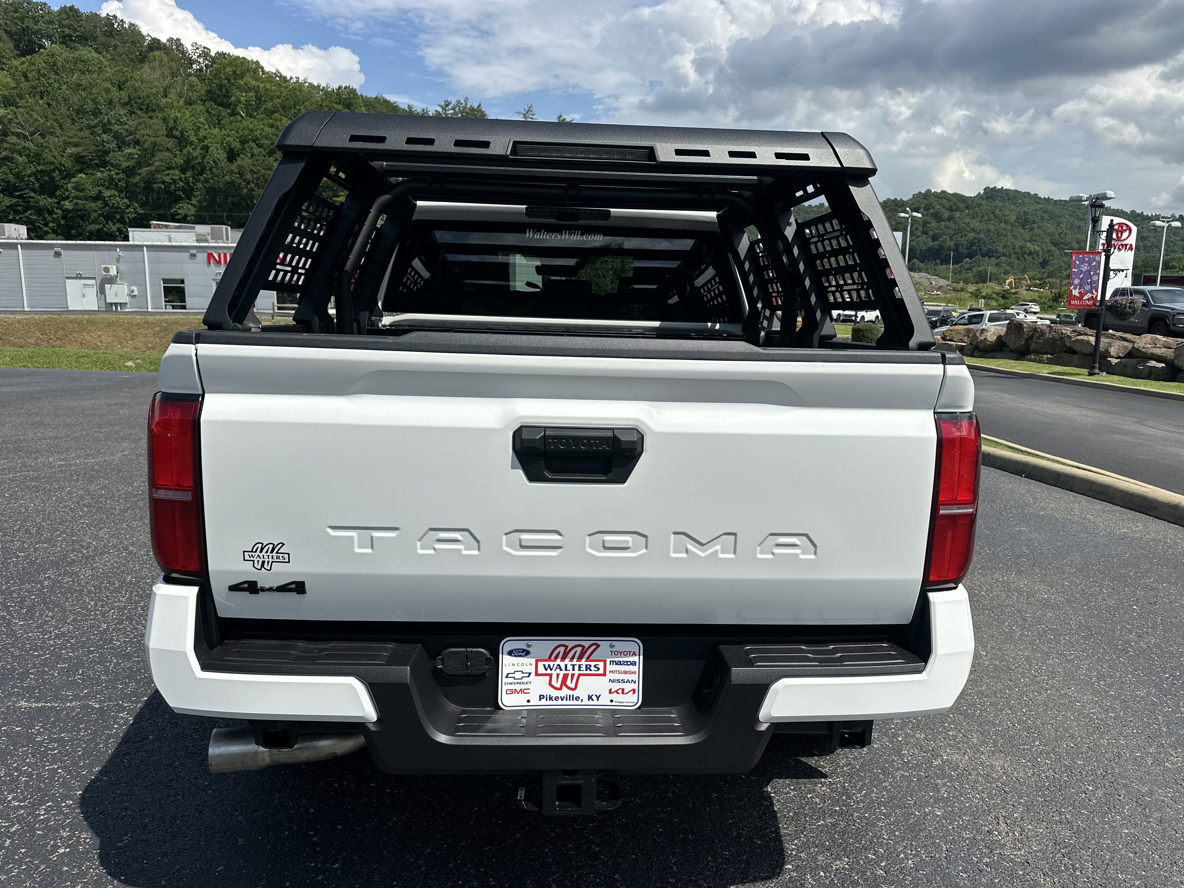 New 2025 Toyota Tacoma TRD Off-Road image 6