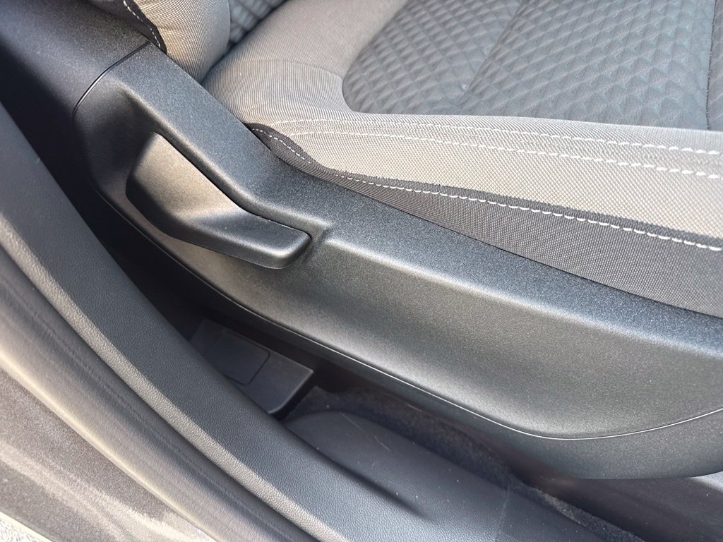 Used 2020 Ford Escape SE Sport FWD image 43