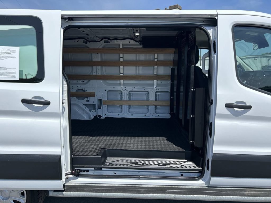 Used 2024 Ford Transit 250 Low Roof w/ Exterior Upgrade Package RWD image 19