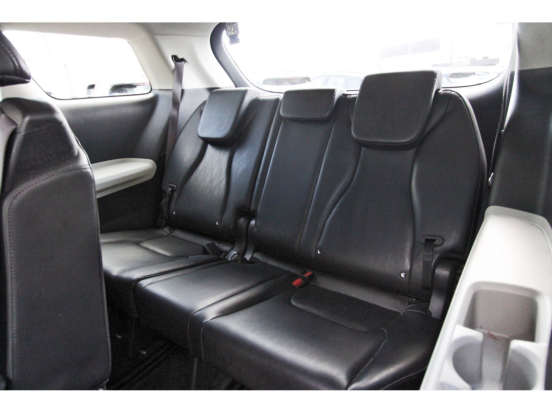 Certified 2024 Kia Carnival LX image 32