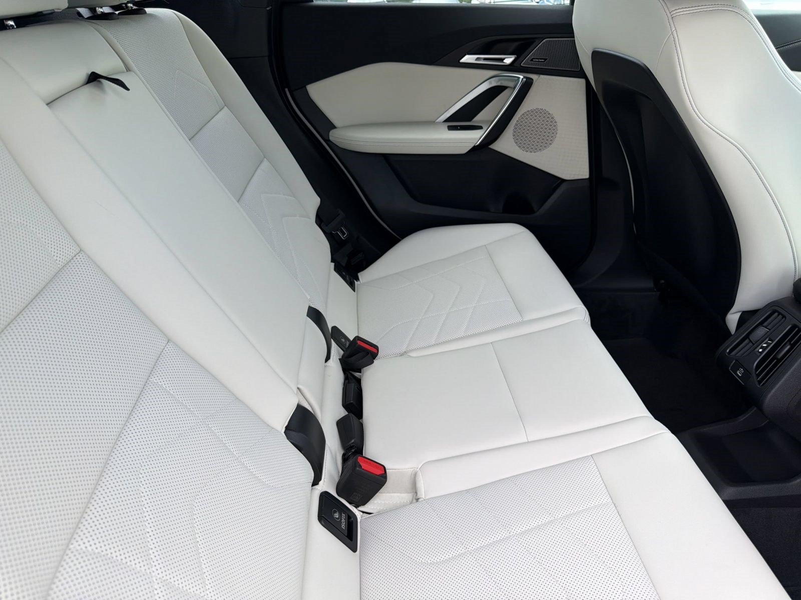 New 2026 BMW X1 xDrive28i w/ Convenience Package AWD/4WD image 30