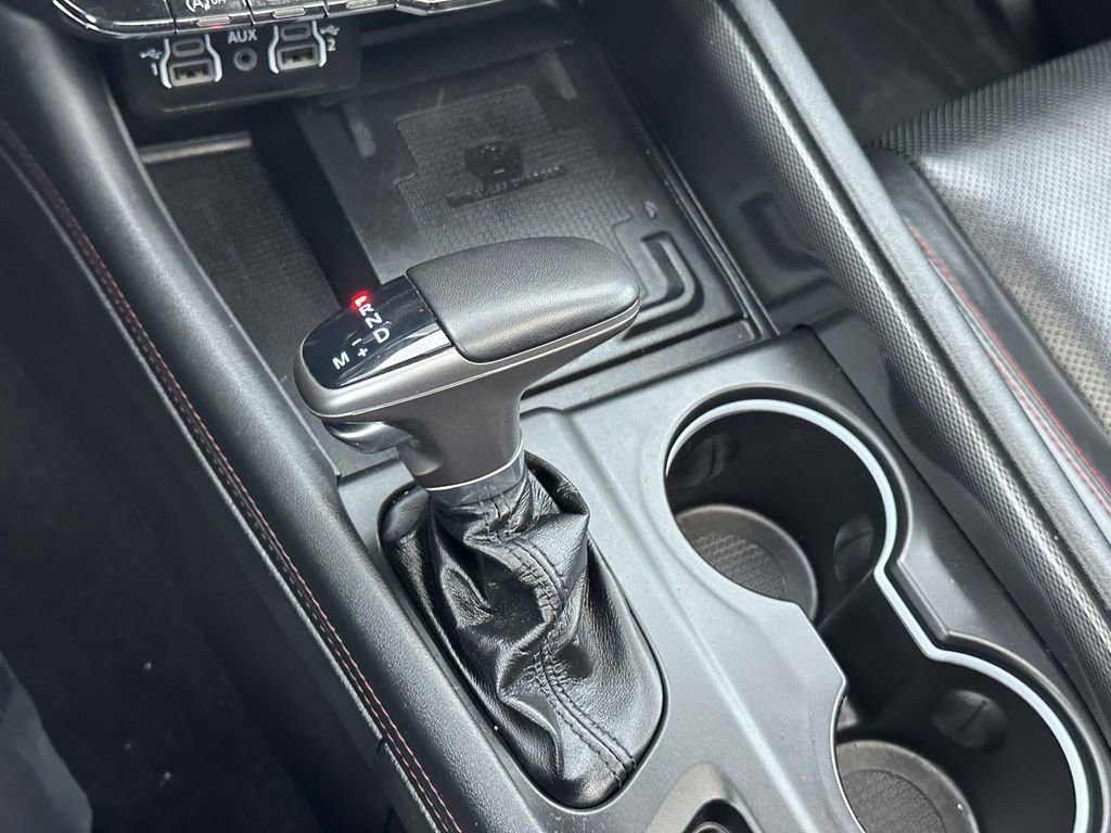 Used 2023 Dodge Durango GT image 32